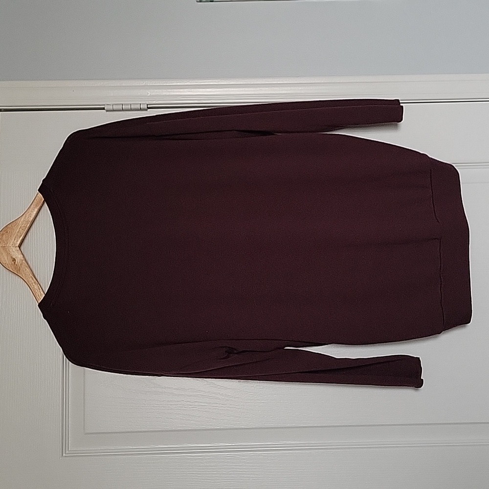 Aritzia Wilfred Free Dark Plum Thin and Long Asymetrical V Neck Sweater - Picture 3 of 5
